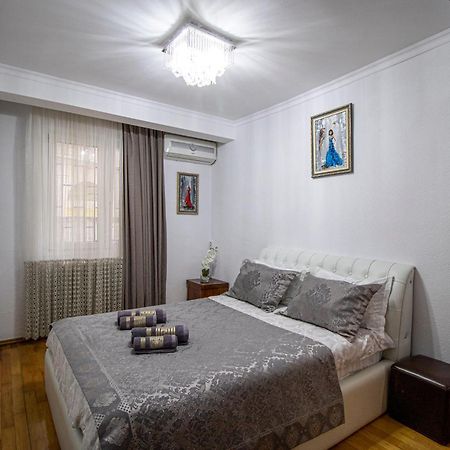 Cozy Apartment On Kostava Tbilissi Extérieur photo