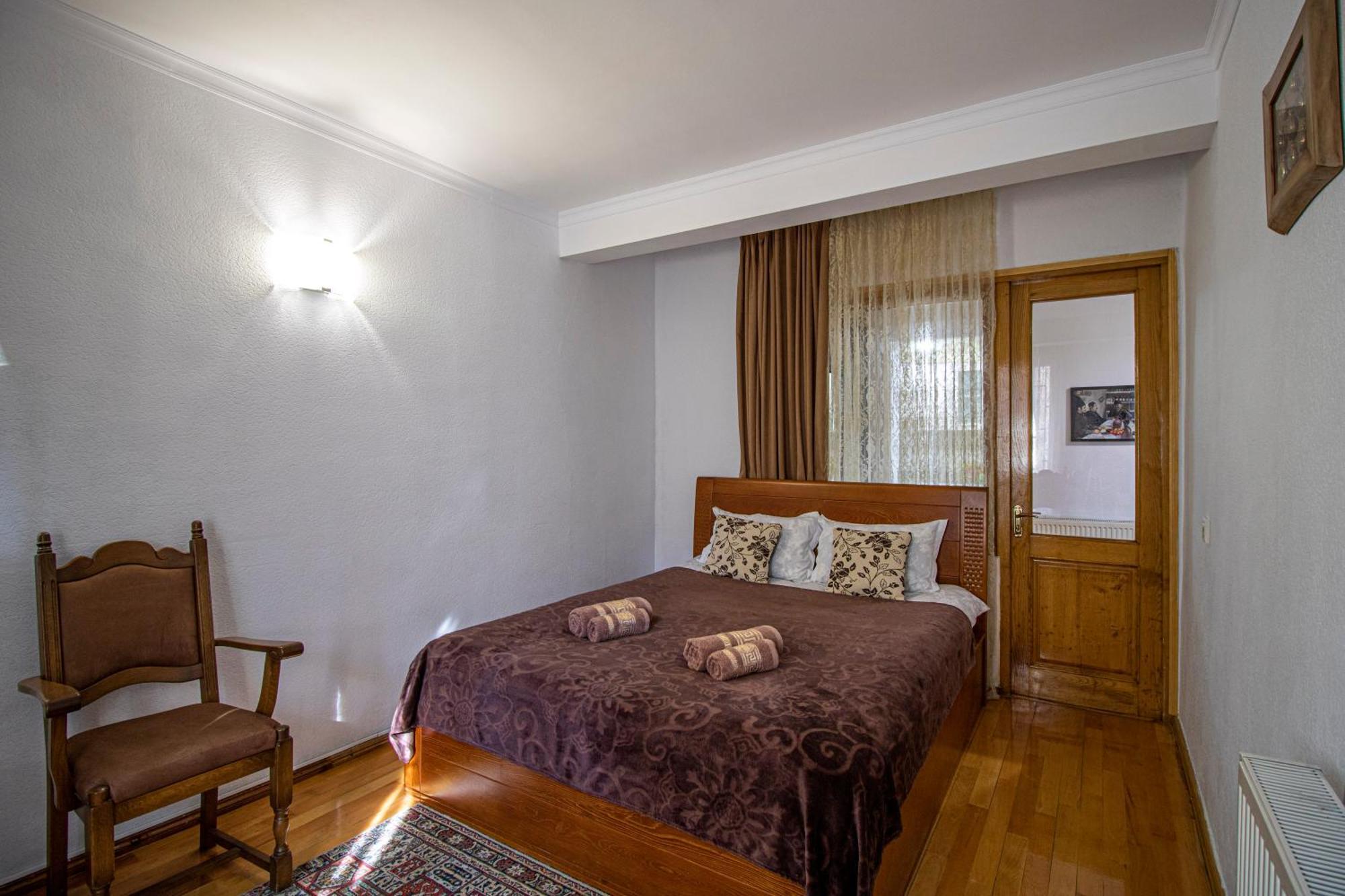 Cozy Apartment On Kostava Tbilissi Extérieur photo