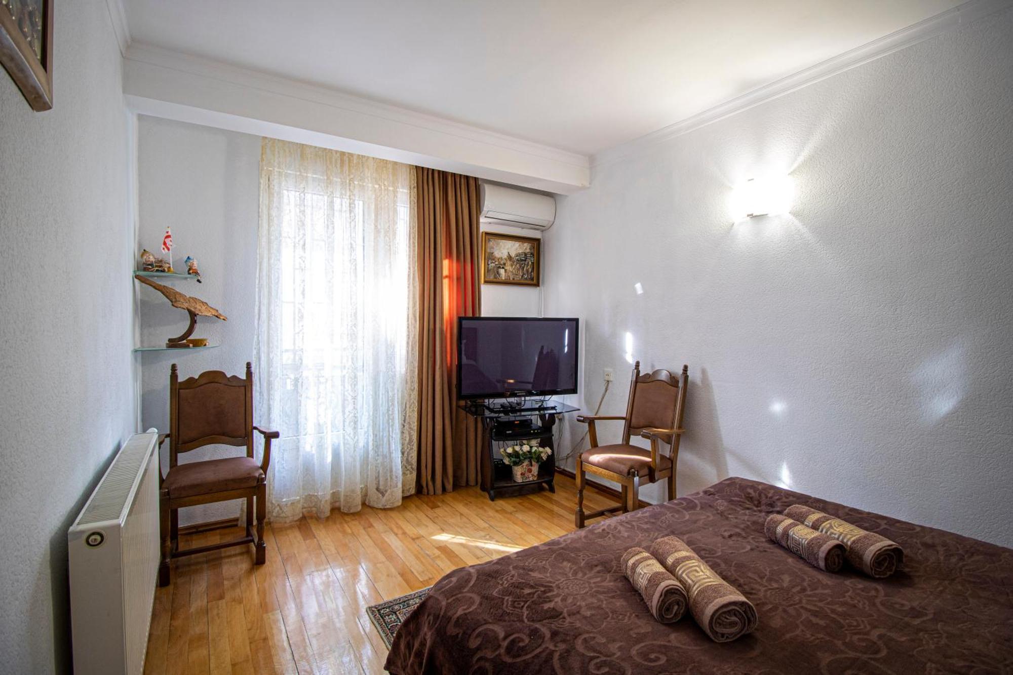 Cozy Apartment On Kostava Tbilissi Extérieur photo